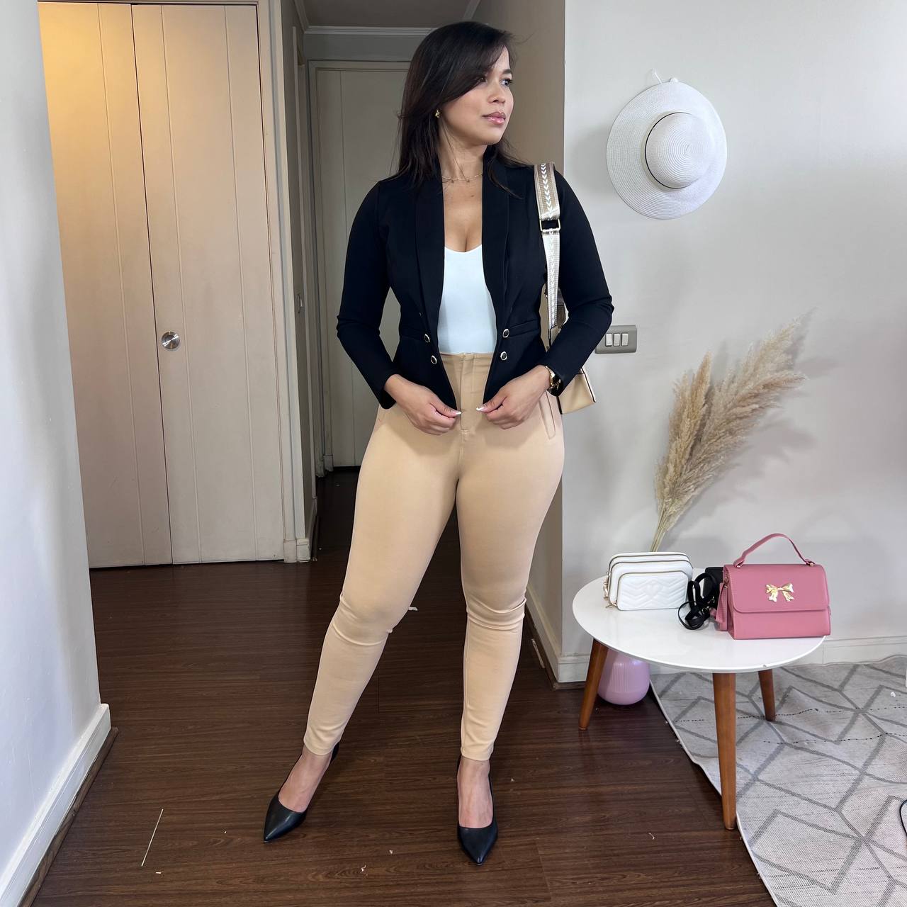 Blazer Mujer Corto Kala Negro Elegante Premium